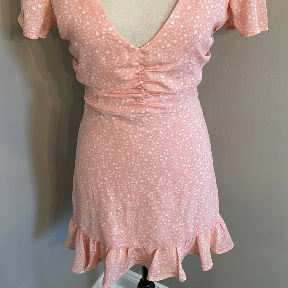 Forever 21 romantic dress NWOT - Picture 4 of 9